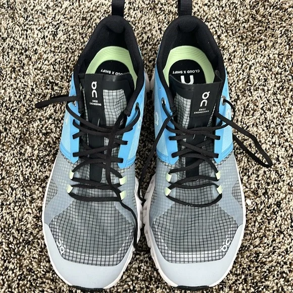 On Cloud On Running Blue & Green Sneaker, worn once - Picture 4 of 6